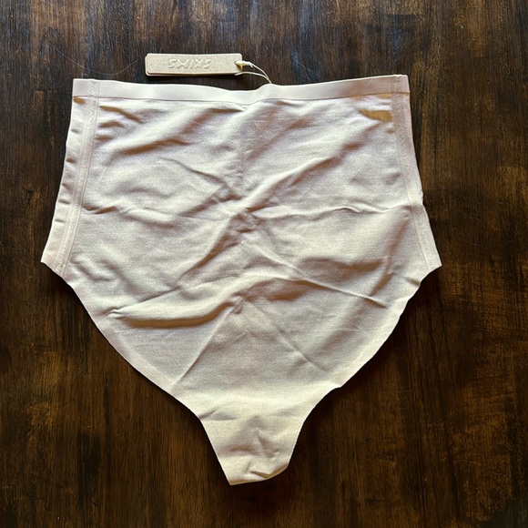 Sheer sculpt high waist thong NWT - Picture 1 of 5